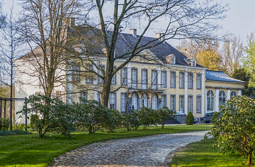 Château de Gentinnes, Chastre, Belgium